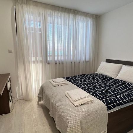 Ross Holiday Home Burgas Exteriör bild