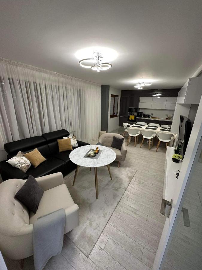 Ross Holiday Home Burgas Exteriör bild